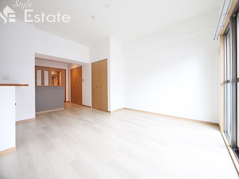 居室・リビング　内装