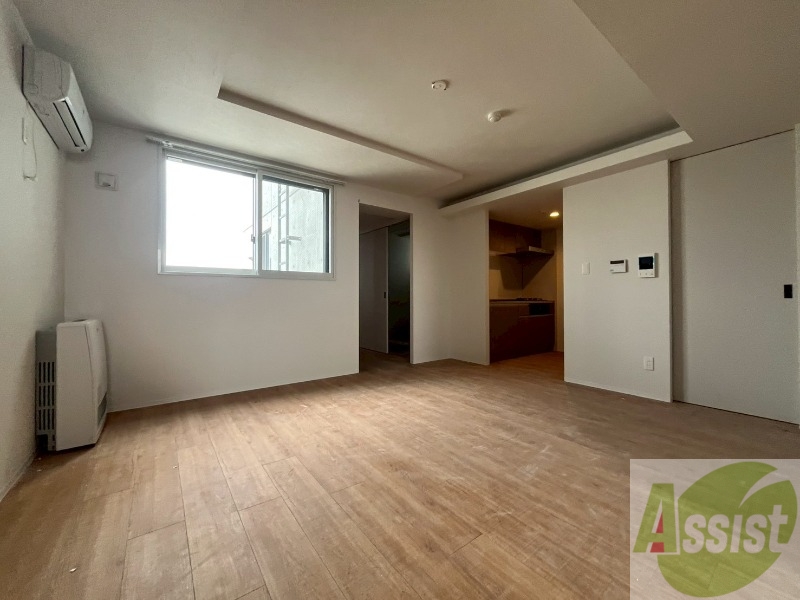 居室・リビング　広くてキレイなお部屋が広がっていて、充実した生活が送れそう。