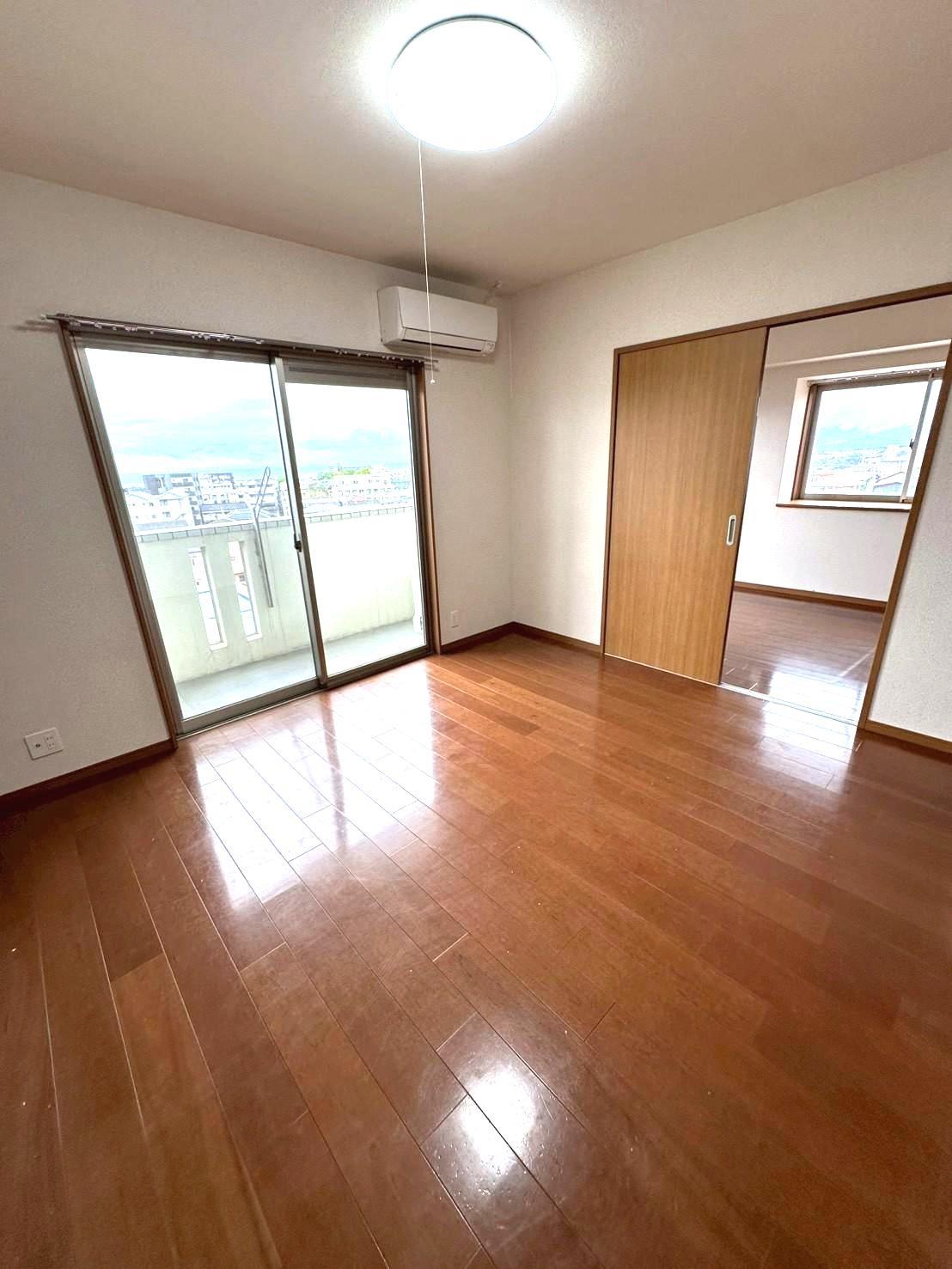 居室・リビング　リビング