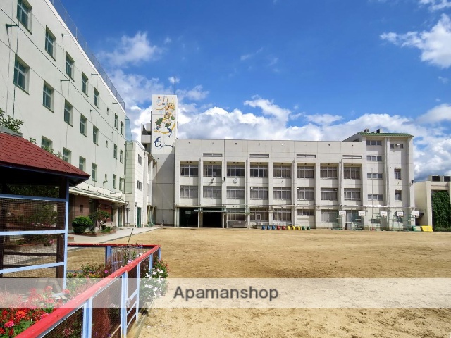 小学校　桑津小学校（小学校）まで497m