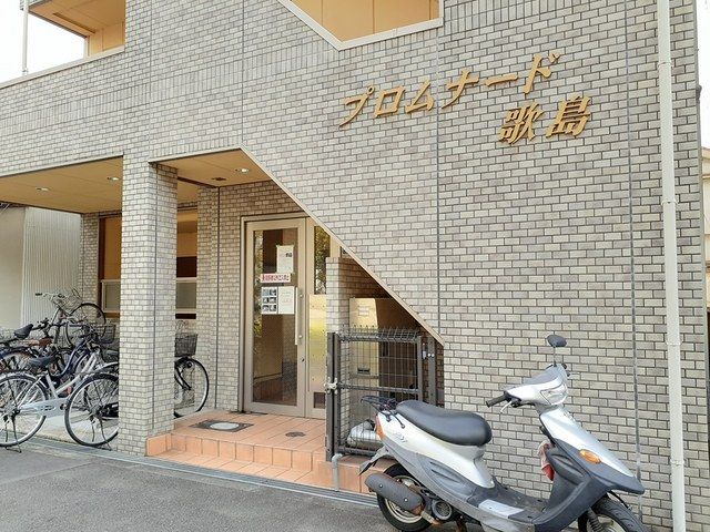 エントランス　毎日通るエントランスはこのようになっています