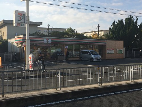 コンビニ　セブンイレブン堺深井清水町店（コンビニ）まで265m
