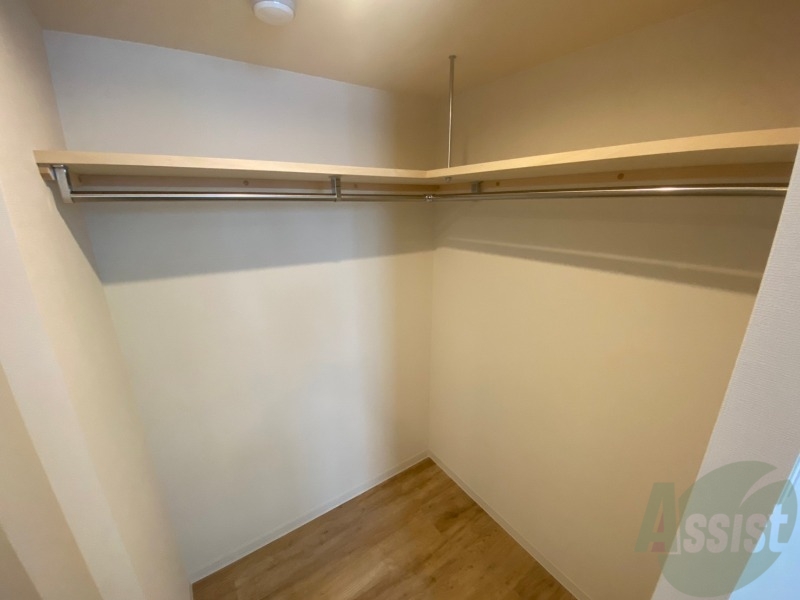 収納　寝室の収納です。部屋がすっきり片付きます。