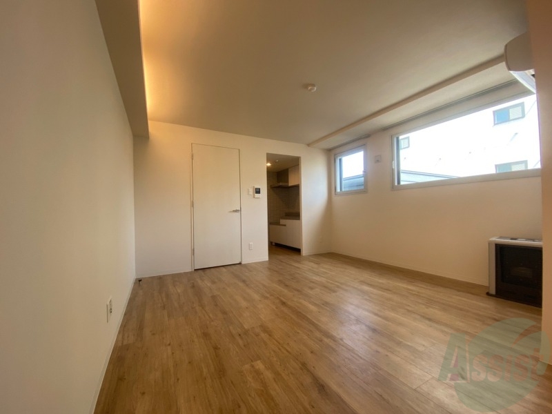 居室・リビング　広くてキレイなお部屋が広がっていて、充実した生活が送れそう。