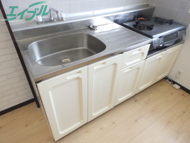 キッチン　キッチン同型別部屋のお写真です