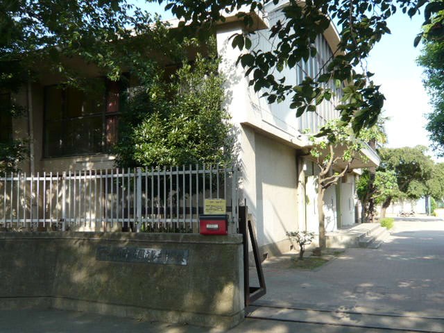 中学校　国立第二中学校（中学校）まで1772m