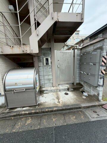 エントランス　?