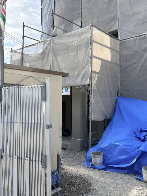 エントランス　建設中