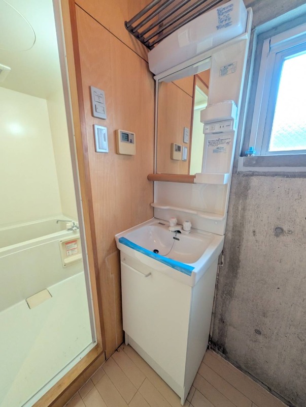 洗面設備　他階の写真になります。