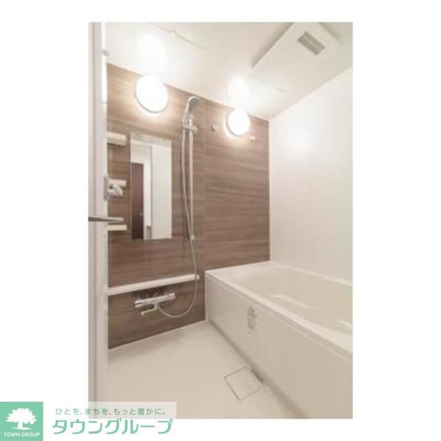 バス・シャワールーム　お問合せは(株)タウンハウジングレジデンス事業部　赤坂店・…