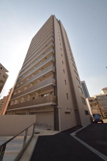 建物外観　お問合せは(株)タウンハウジングレジデンス事業部　赤坂店・…