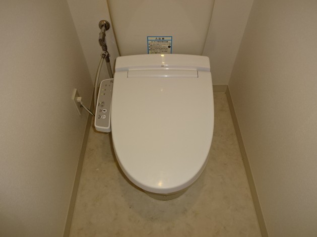 トイレ　別部屋参考写真