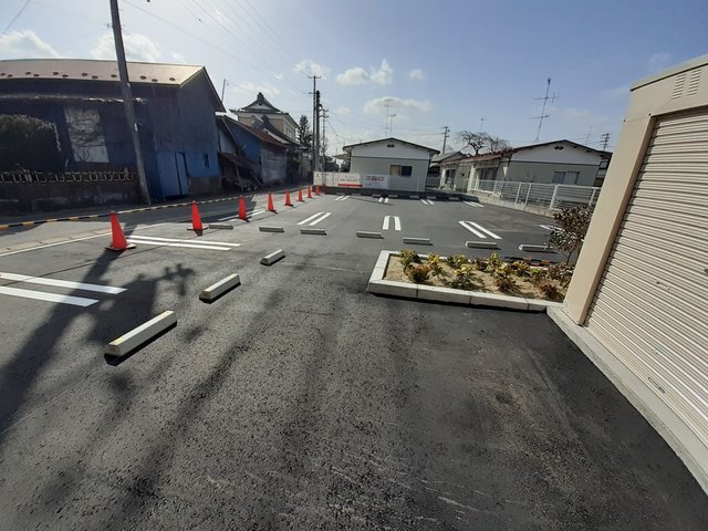 駐車場　駐車スペースもあります
