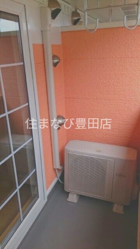 バルコニー　同型別部屋写真