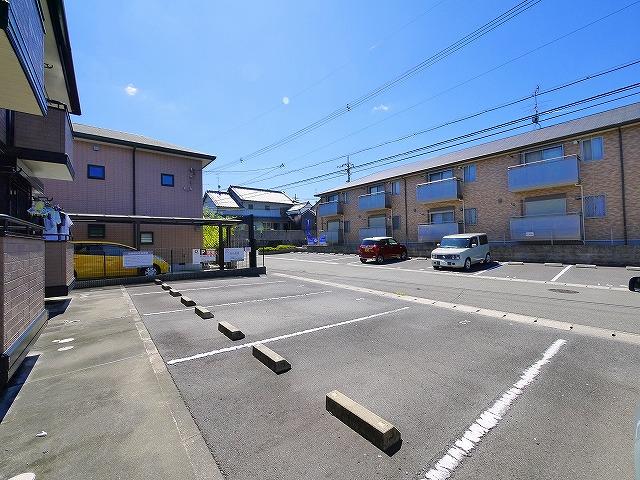駐車場　カースペースがあります