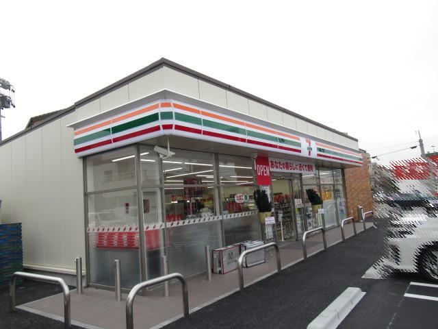 コンビニ　セブンイレブン岐阜鏡島大橋南店（コンビニ）まで920m