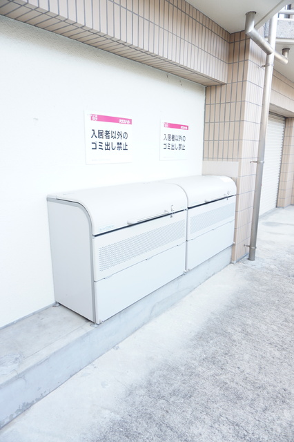 その他共有部分　ゴミの集積場です！