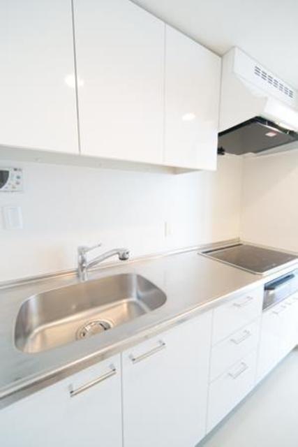 キッチン　※写真は同タイプ住戸です。