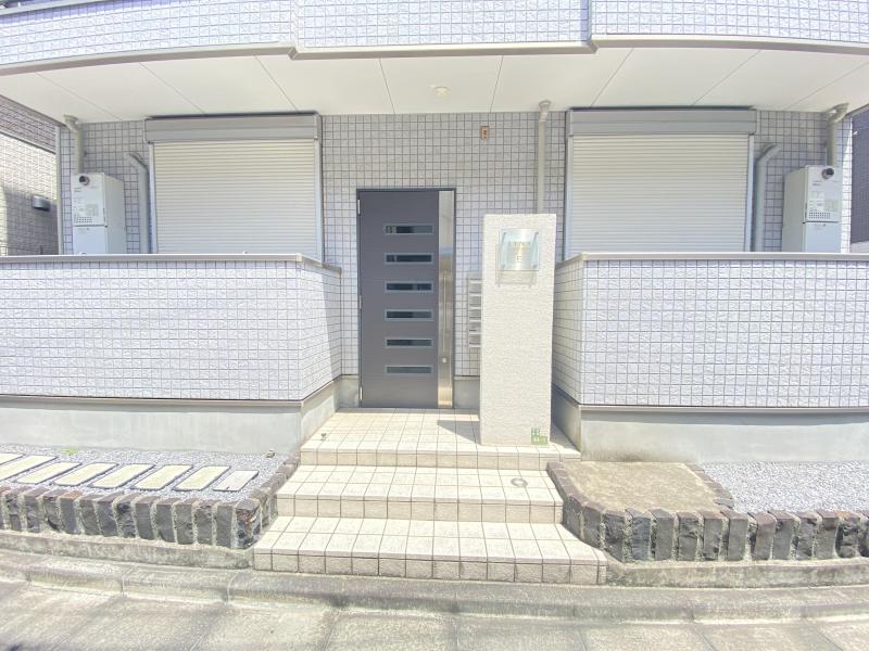 エントランス　エントランス