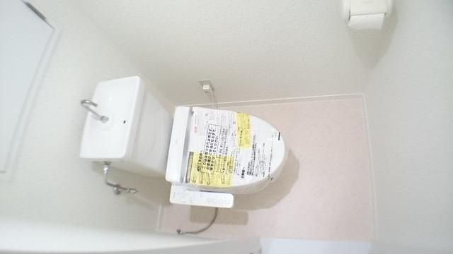 トイレ　落ち着いたトイレです