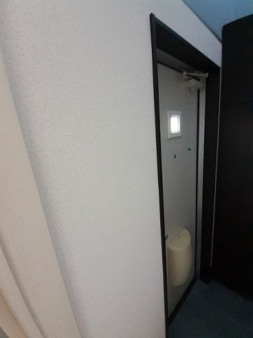 玄関　収納もある玄関です