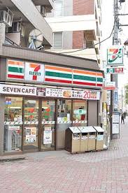 コンビニ　セブンイレブン大田区西蒲田1丁目店（コンビニ）まで409m