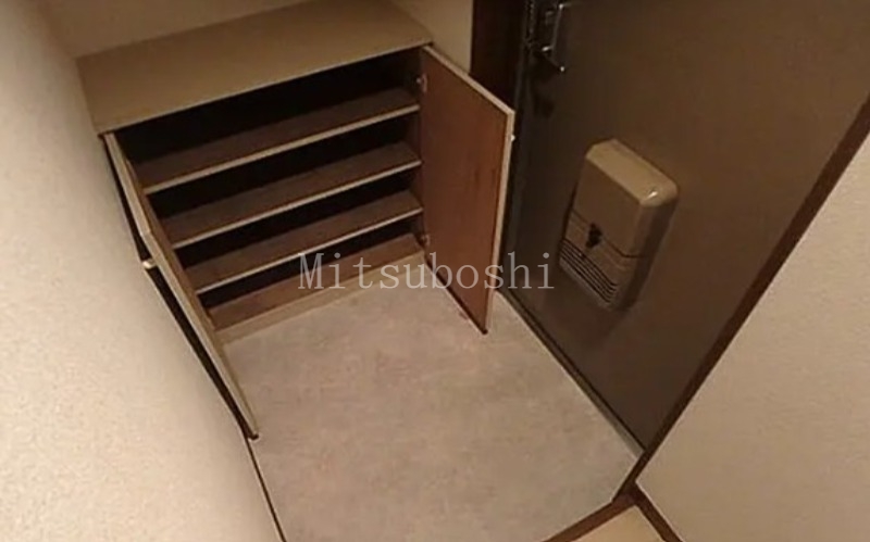玄関　※同間取り別室