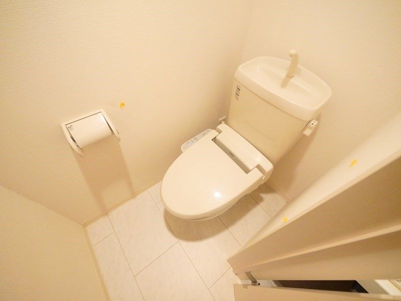 トイレ　（別タイプ参考写真）ソレイユ駒込　豊島区駒込3