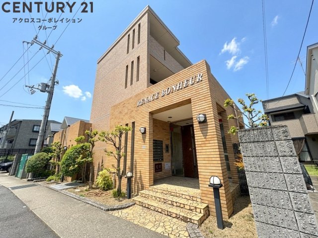 建物外観　オートロックあり、安心です！