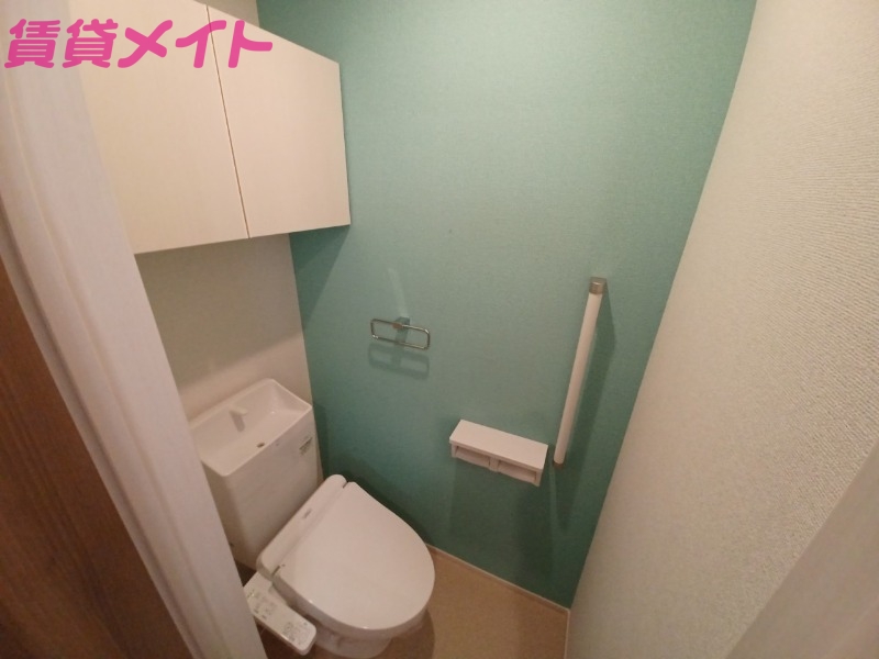 トイレ　同型タイプ画像