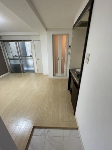 その他部屋・スペース　イメージとして同マンション他部屋を表示しています