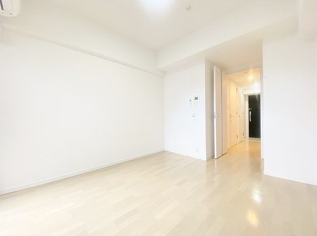 居室・リビング　７．２帖のゆとりあるお部屋