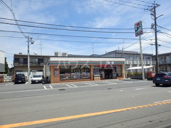 コンビニ　セブンイレブン 向ヶ丘遊園店（コンビニ）まで303m