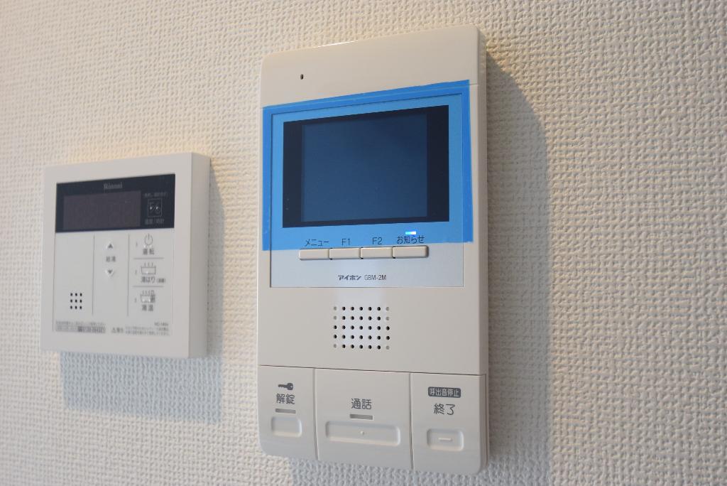 セキュリティ　カメラ付インターホン