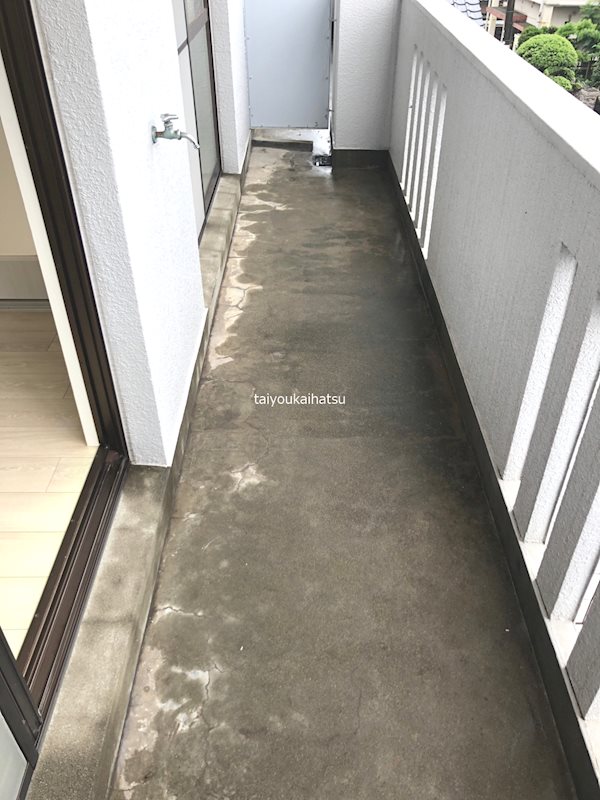 バルコニー