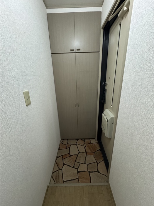 玄関　シューズボックス