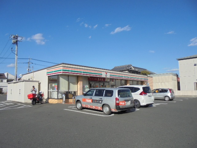 コンビニ　セブンイレブン　福山駅家町倉光店（コンビニ）まで632m