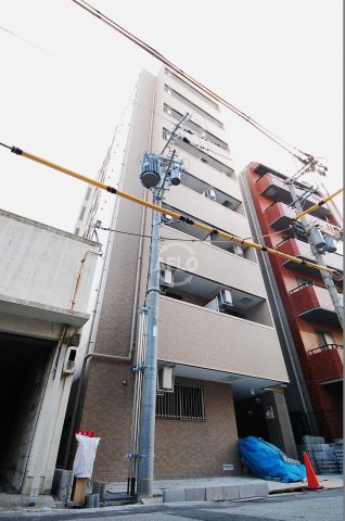 エントランス　みおつくし西なんば　全室角部屋の外観