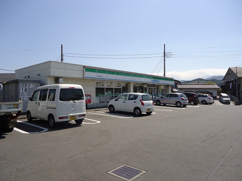 コンビニ　ファミリーマート田名堀之内店（コンビニ）まで426m