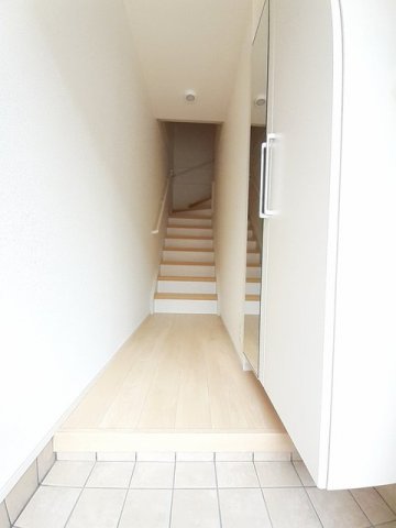 玄関　落ち着いた玄関です
