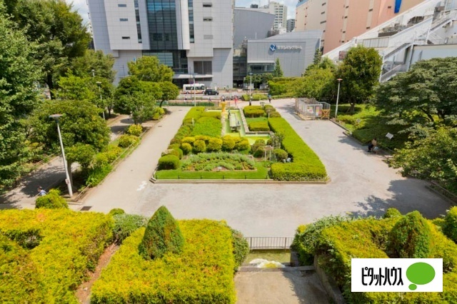 公園　礫川公園（公園）まで684m