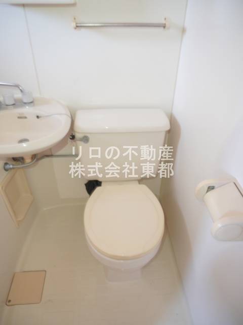 トイレ　清潔感ある洋式トイレです☆お掃除も楽々です！！