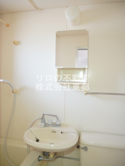 洗面設備　洗面ボウルもついているので、ここで洗顔できますね☆