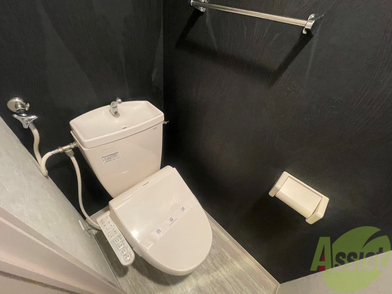 トイレ　トイレです。ウォシュレット付を探している方、おすすめです。
