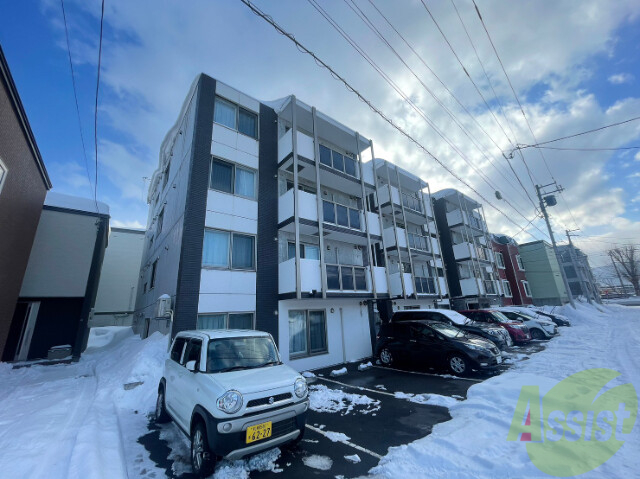 建物外観　札幌市中央区北１４条西「Ｋａｌｍｉａ桑園」