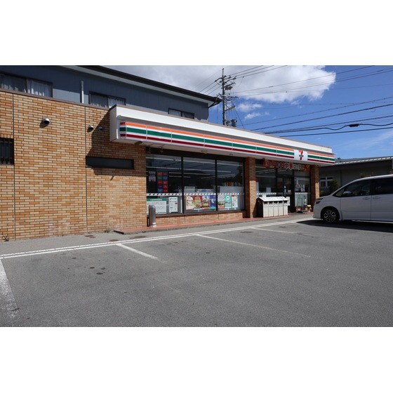 コンビニ　セブンイレブン信州富士見役場上店（コンビニ）まで761m