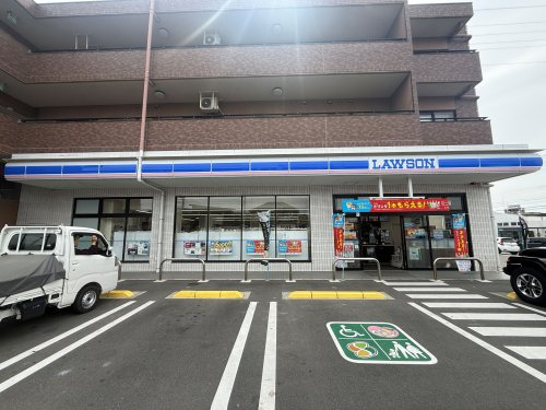コンビニ　ローソン四日市波木南台店（コンビニ）まで509m