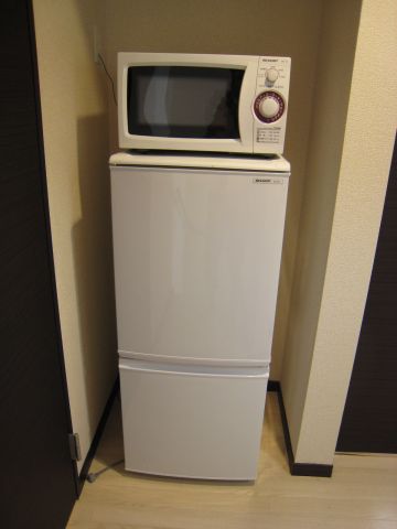 その他設備　冷蔵庫・電子レンジがついて引越しが楽です。