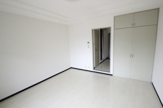 居室・リビング　※別号室の部屋です
