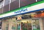 コンビニ　ファミリーマート 代々木二丁目北店（コンビニ）まで74m